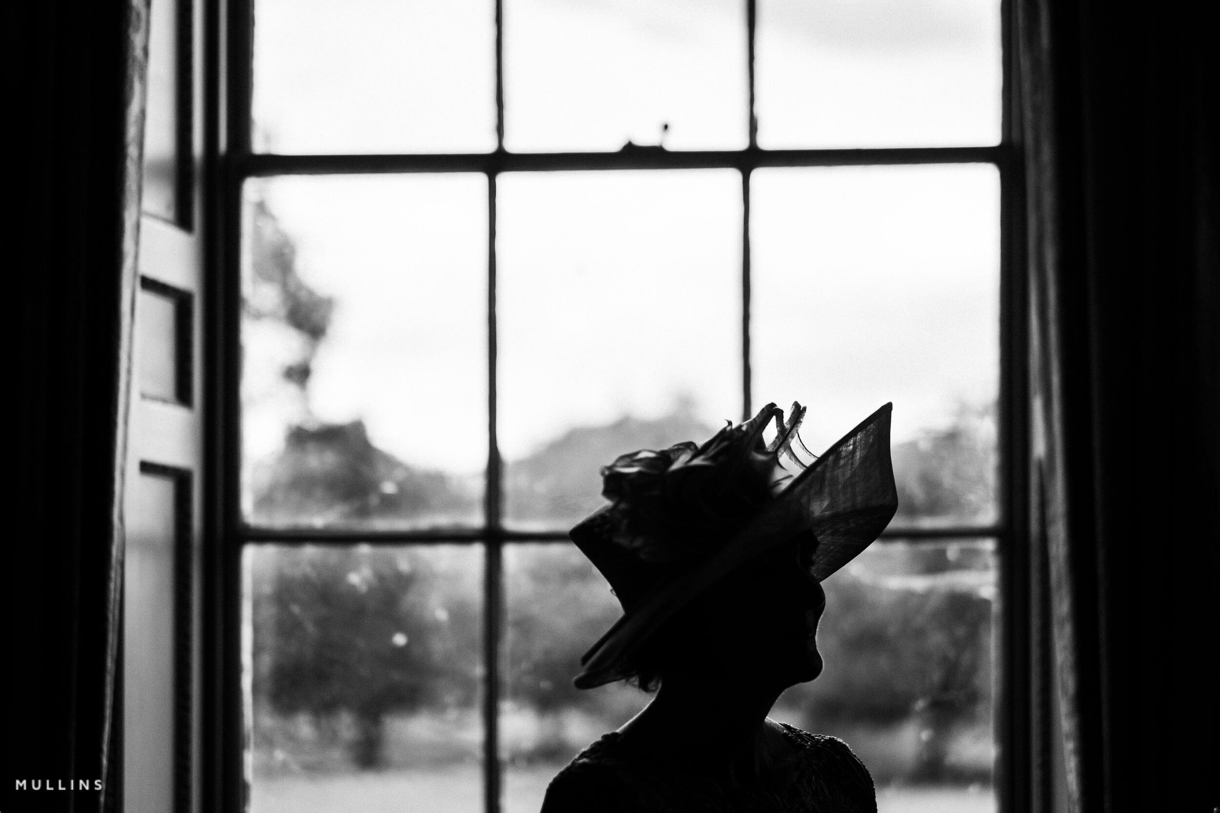 hampton-court-house-wedding-photographer-38.jpg